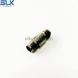 2,4 mm Buchse auf 2,4 mm Buchse Adapter Schott Frontmontage 50 Ohm 5P4F06S-P4F-004